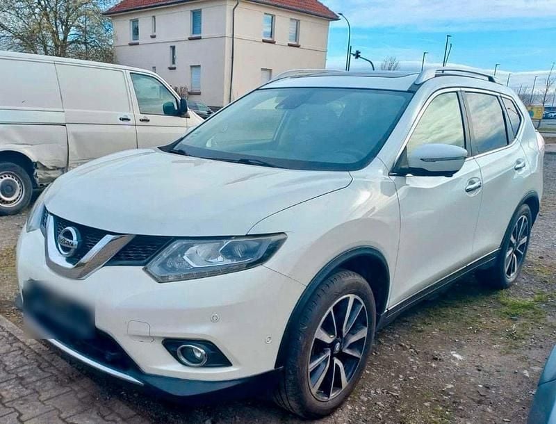Gebraucht Nissan X-Trail 130 PS (95 kW) 2015 Weiß SUV