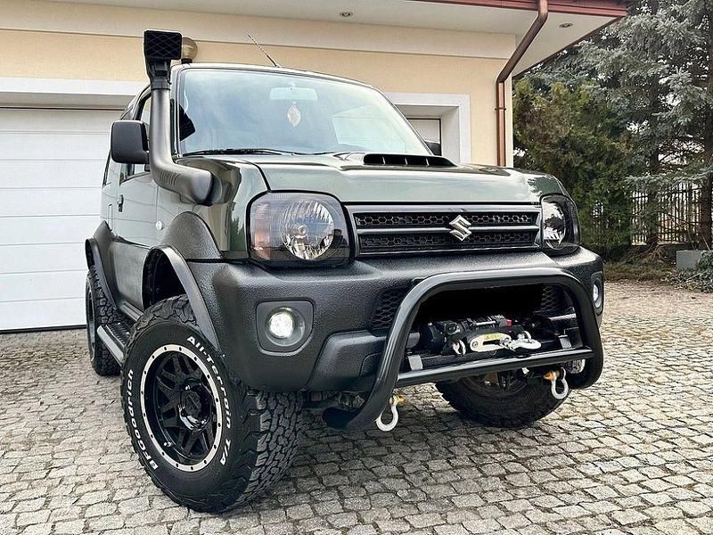 Grün Gebraucht 2017 Suzuki Jimny Club SUV | 19.500 € (Teuer) - Bild 1/4