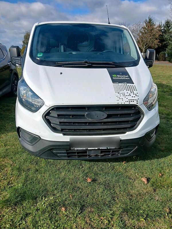Weiß Gebraucht 2018 Ford Transit Van / Kleinbus | 3.900 € - Bild 1/4