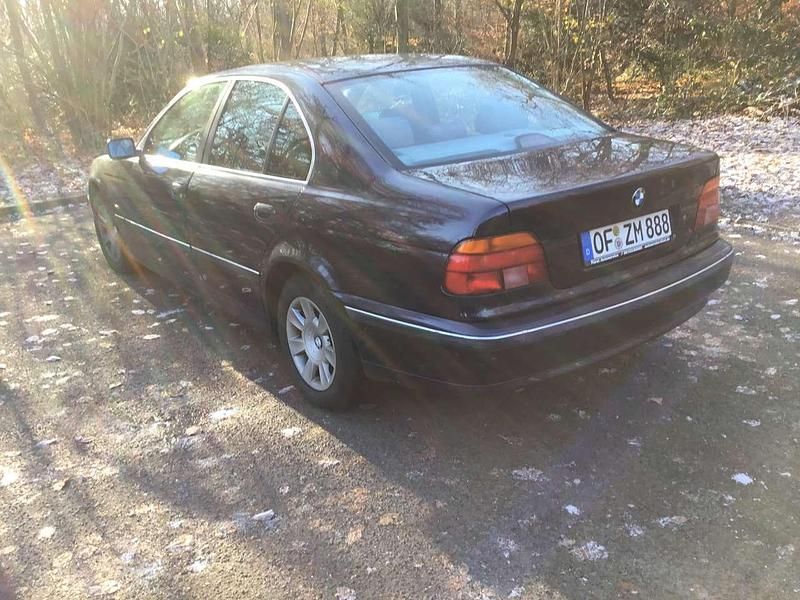 Gebraucht BMW 520 150 PS (110 kW) 1998 Blau Limousine