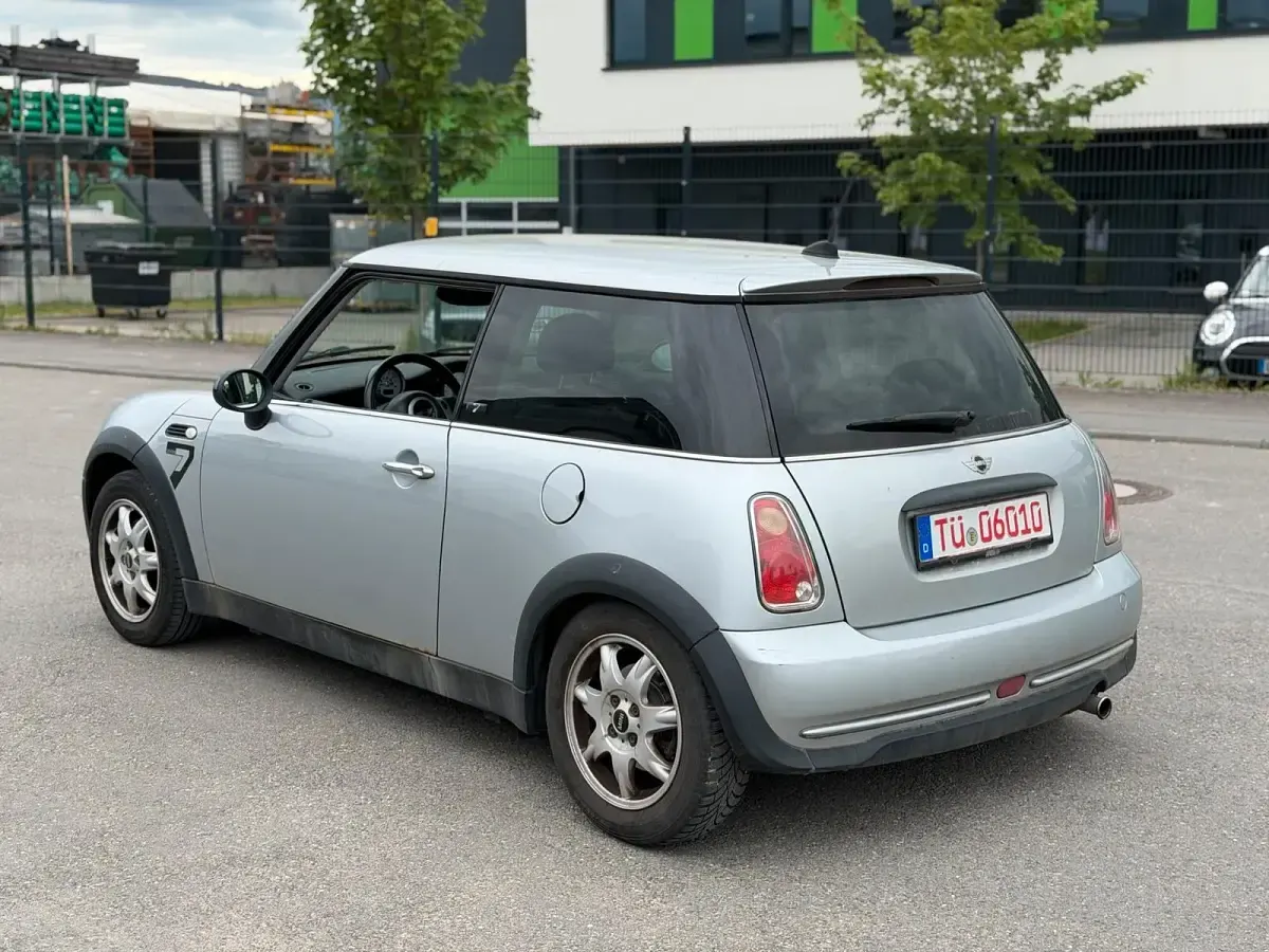Gebraucht Mini ONE 90 PS (66 kW) 2006 Silber Kleinwagen