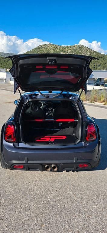 Usata Mini John Cooper Works 306 CV (225 kW) 2020 Viola Utilitaria