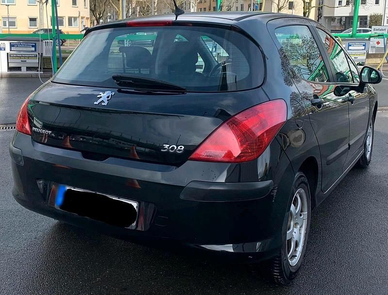 Gebraucht Peugeot 308 95 PS (69 kW) 2008 Schwarz Limousine