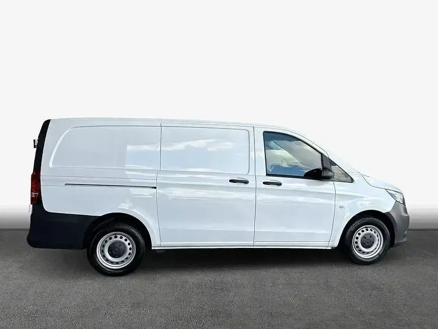 Gebraucht Mercedes Vito 163 PS (119 kW) 2024 Weiß Van