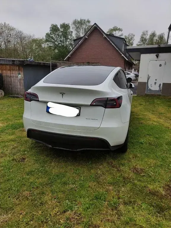 Gebraucht Tesla Model Y Long Range AWD 320 kW (436 PS) 2022 Weiß SUV