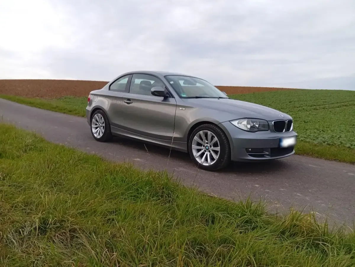 Gebraucht BMW 120 Coupé 170 PS (125 kW) 2010 Grau Coupé