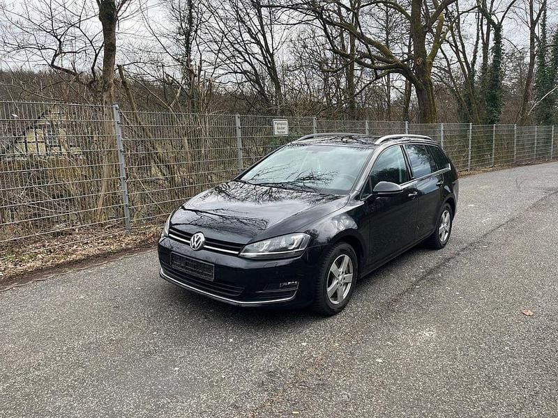 Schwarz Gebraucht 2016 VW Golf VII Allstar Kombi | 9.999 € (Guter Preis) - Bild 1/4