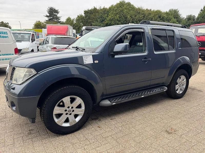 Grau Gebraucht 2005 Nissan Pathfinder SUV | 4.500 € (Fairer Preis) - Bild 1/4