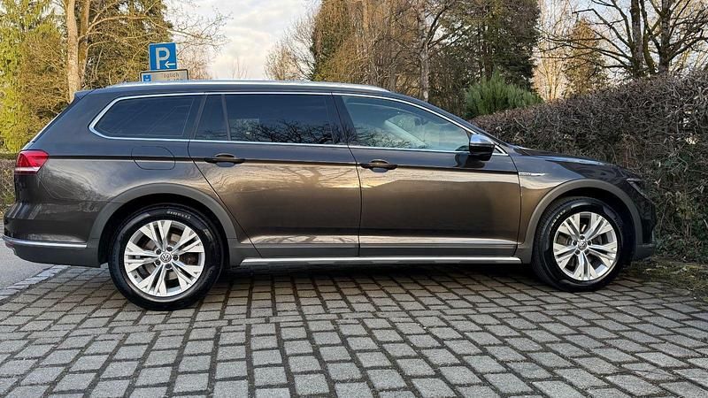 Gebraucht VW Passat Alltrack 190 PS (139 kW) 2016 Braun Kombi
