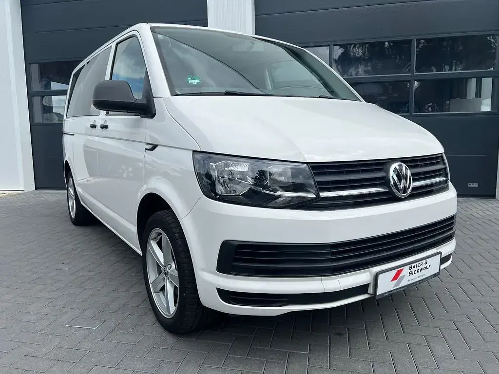 Gebraucht VW Multivan 150 PS (110 kW) 2016 Weiß Van / Kleinbus
