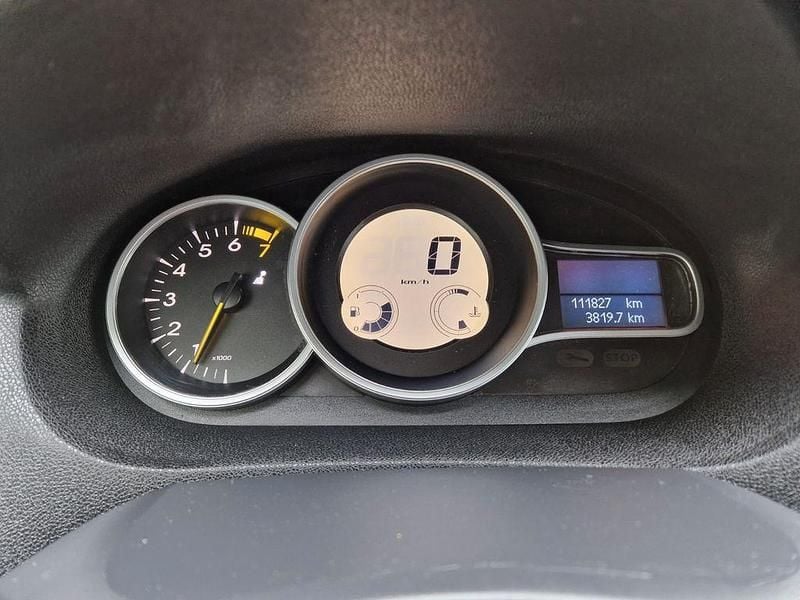 Gebraucht Renault Mégane 101 PS (74 kW) 2011 Blau Limousine