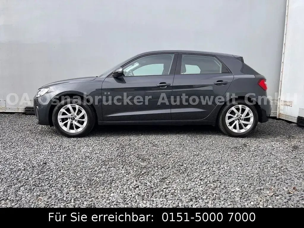 Używany Audi A1 Sportback Advanced 95 KM (69 kW) 2023 Szary Hatchback