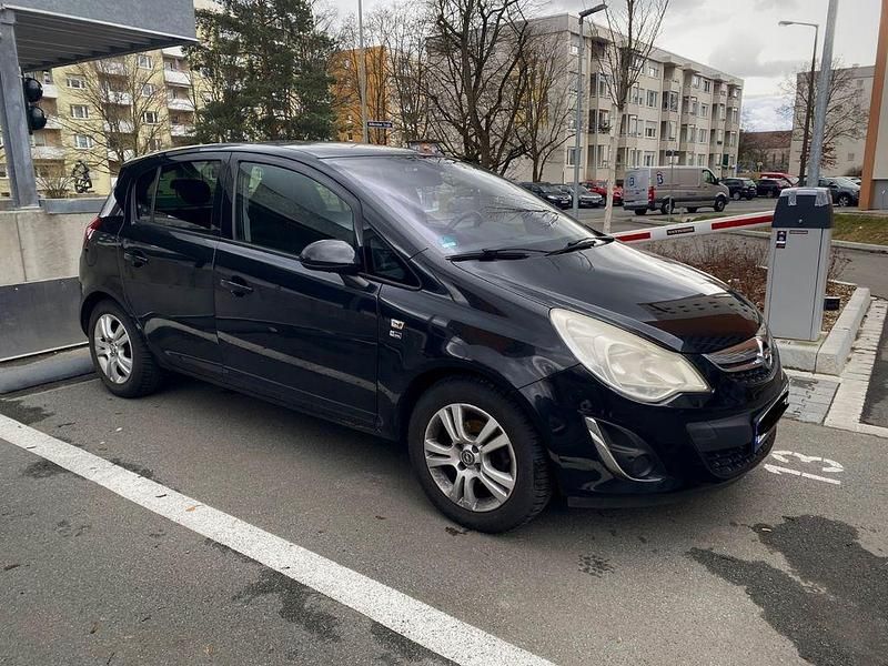 Gebraucht Opel Corsa 87 PS (63 kW) 2012 Schwarz Kleinwagen