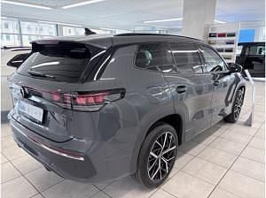 Neu VW Tayron Elegance+ 193 PS (141 kW) 2026 Grau (delfingrau metallic) SUV