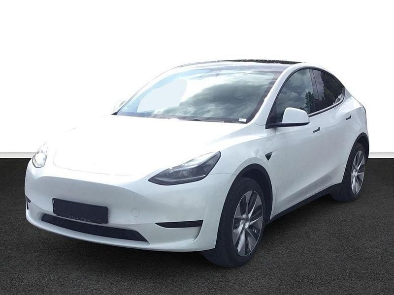 Weiß Gebraucht 2023 Tesla Model Y Standard Range SUV | 30.463 € (Fairer Preis) - Bild 1/4