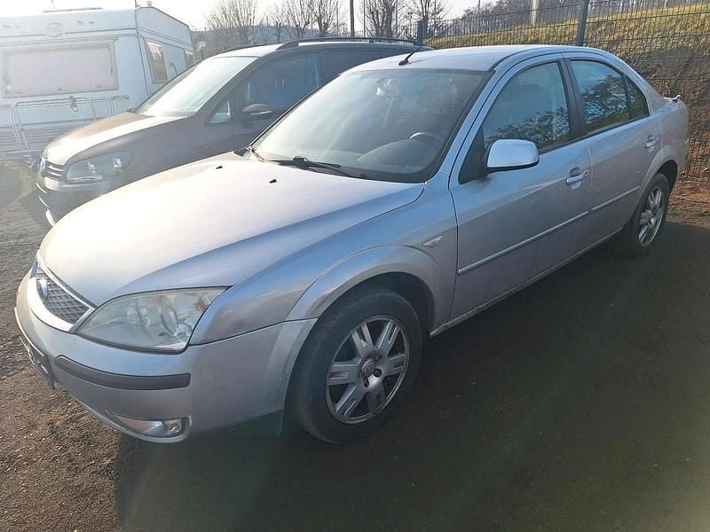 Gebraucht Ford Mondeo 145 PS (106 kW) 2007 Silber Limousine