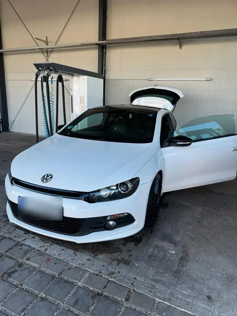 Gebraucht VW Scirocco 160 PS (117 kW) 2012 Weiß Coupé