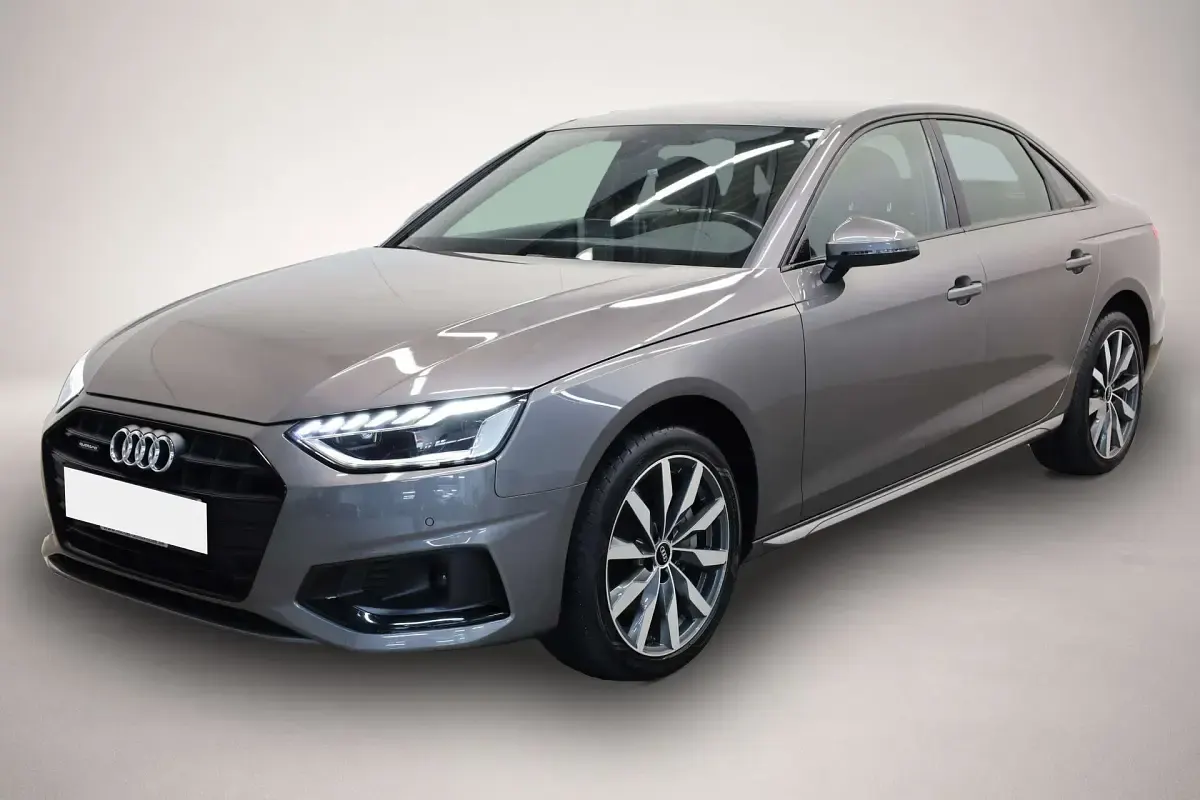Gebraucht Audi A4 Advanced 204 PS (150 kW) 2022 Limousine