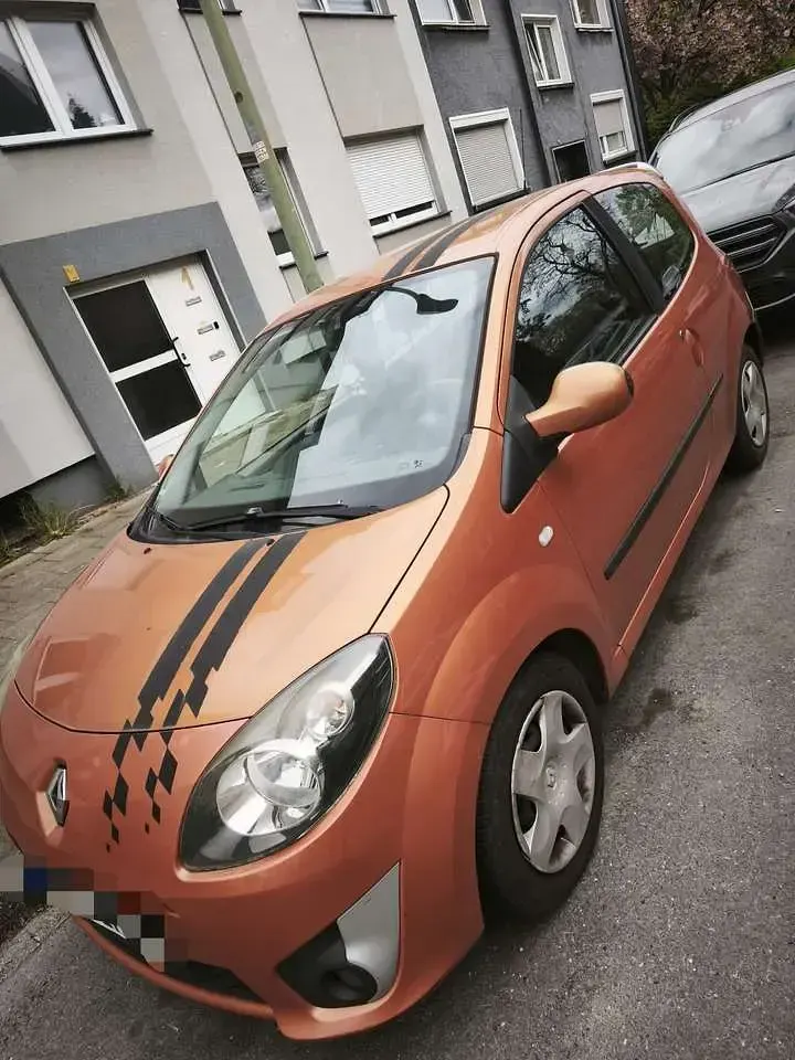 Usata Renault Twingo Dynamique 76 CV (55 kW) 2008 Arancione Utilitaria