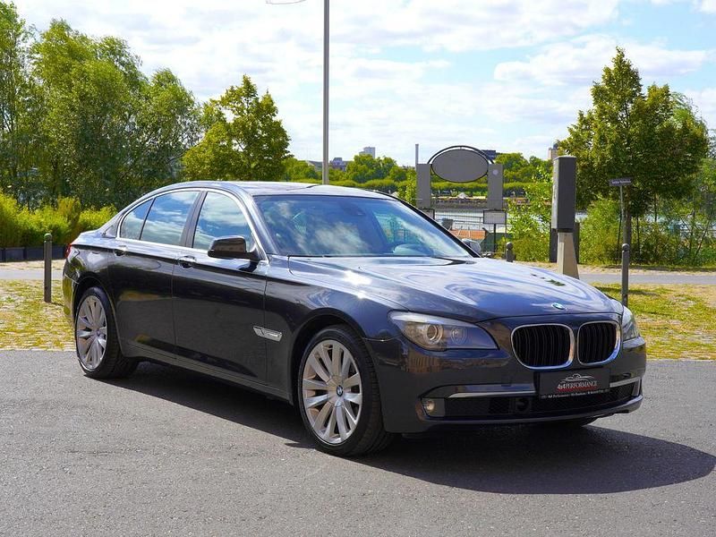 Schwarz Gebraucht 2009 BMW 730 Comfort Edition Limousine | 17.995 € (Teuer) - Bild 1/4