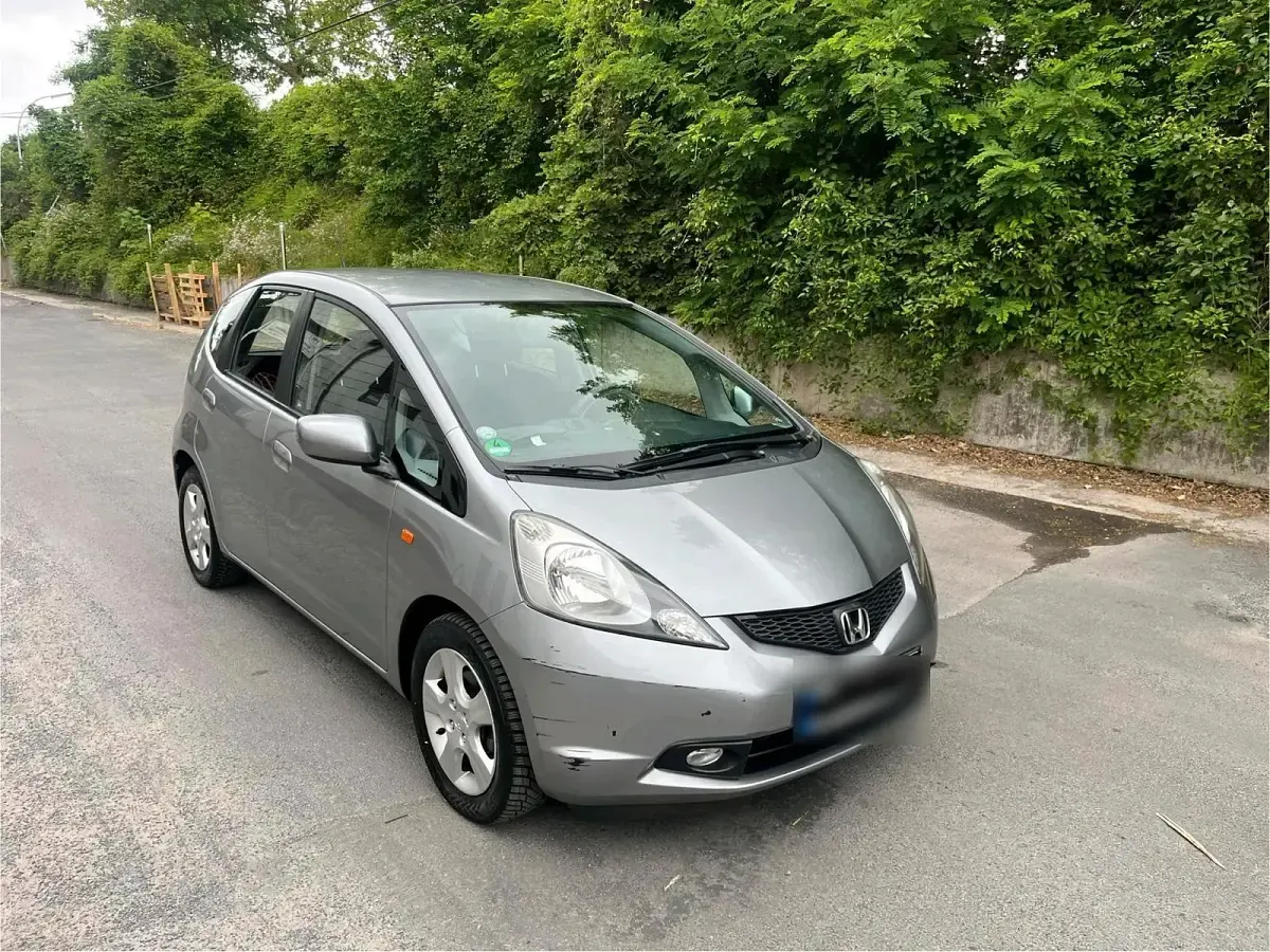 Gebraucht Honda Jazz 90 PS (66 kW) 2010 Grau Kleinwagen