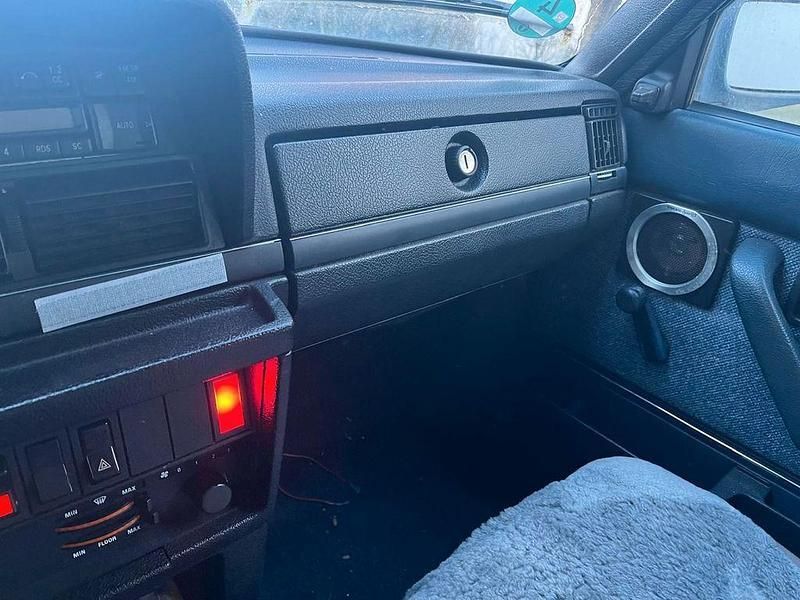 Gebraucht Volvo 240 111 PS (81 kW) 1983 Weiß Kombi