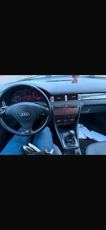 Gebraucht Audi A6 193 PS (141 kW) 1997 Silber Limousine