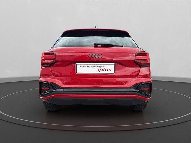 Gebraucht Audi Q2 S-Line 116 PS (85 kW) 2023 Tangorot metallic SUV
