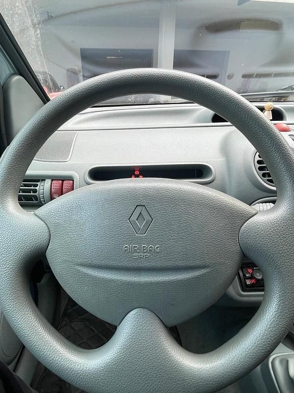 Gebraucht Renault Clio V 75 PS (55 kW) 2025 Blau Kleinwagen