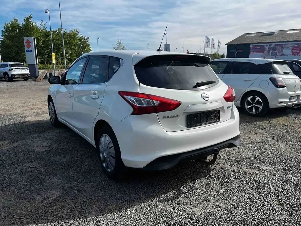 Gebraucht Nissan Pulsar Tekna 110 PS (80 kW) 2015 Weiß Kleinwagen