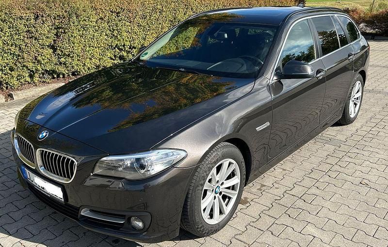Gebraucht 2016 BMW 520 Comfort Edition Kombi | 13.800 € (Superpreis) - Bild 1/4