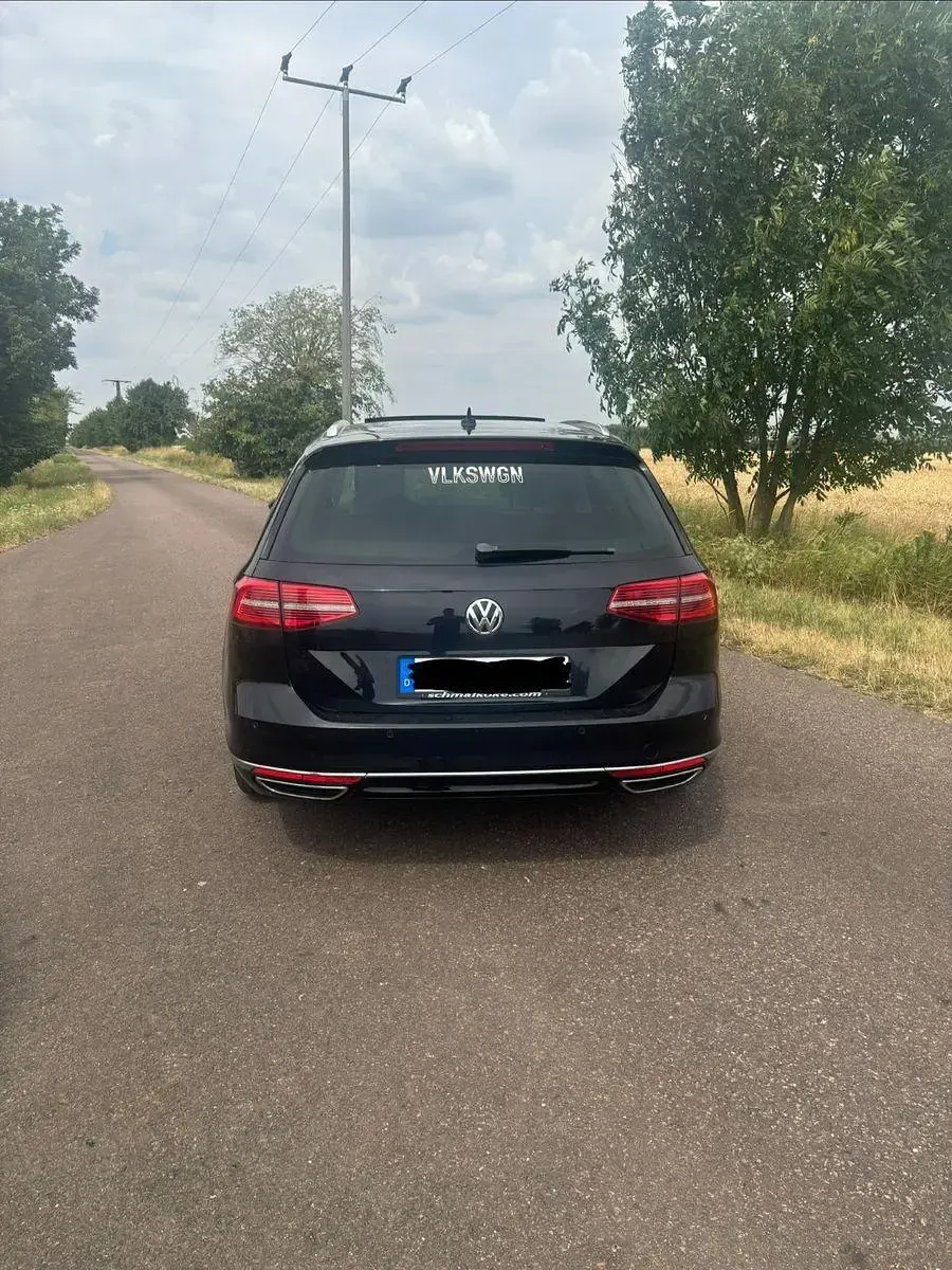 Gebraucht VW Passat Highline 239 PS (175 kW) 2015 Schwarz Kombi