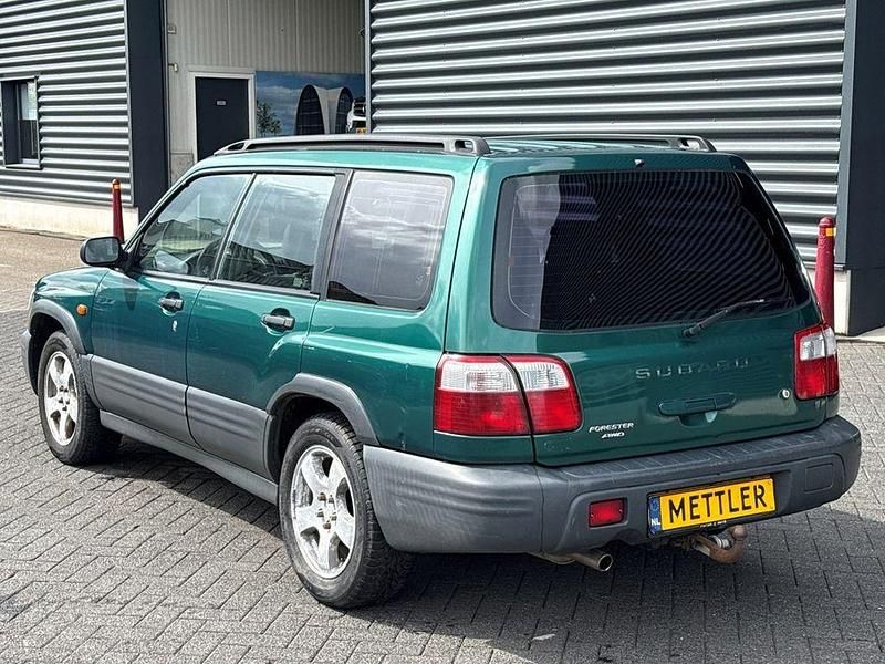 Gebraucht Subaru Forester 125 PS (91 kW) 2001 Grün SUV