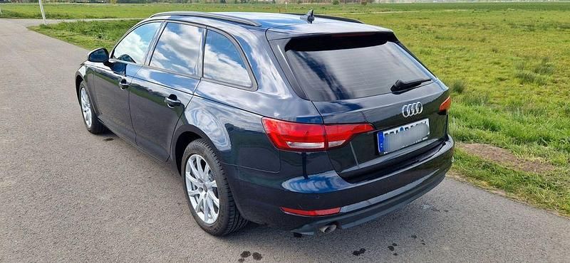 Usata Audi A4 Ambiente 150 CV (110 kW) 2016 Blu Station wagon