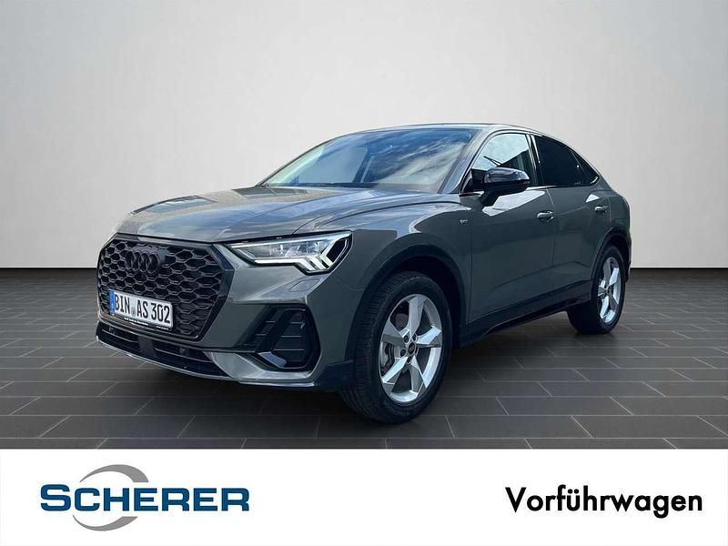 Chronosgrau metallic Gebraucht 2025 Audi Q3 Business SUV | 42.880 € (Etwas zu teuer) - Bild 1/3