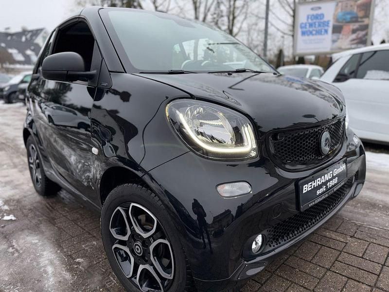 Gebraucht Smart ForTwo Cabrio 90 PS (66 kW) 2017 Schwarz Cabrio