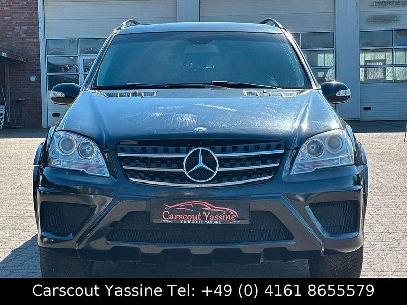 Gebraucht Mercedes ML320 224 PS (164 kW) 2007 Schwarz SUV