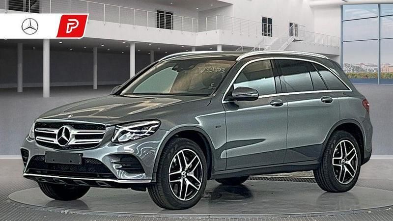 Grau Gebraucht 2018 Mercedes GLC350 AMG line SUV | 29.490 € (Fairer Preis) - Bild 1/4