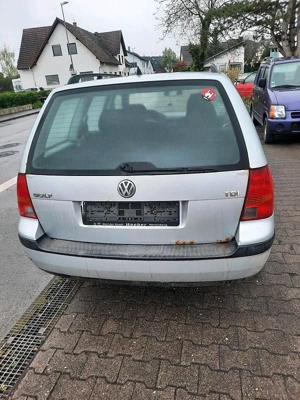 Gebraucht VW Golf IV 101 PS (74 kW) 2002 Silber Kombi