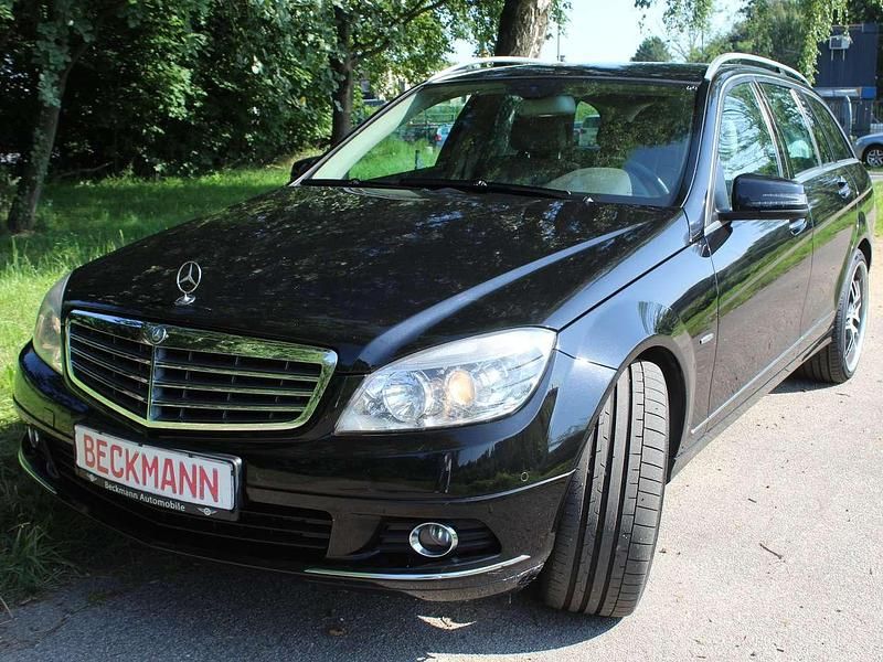 Obsidianschwarz Gebraucht 2008 Mercedes C220 Elegance Kombi | 6.599 € (Fairer Preis) - Bild 1/4