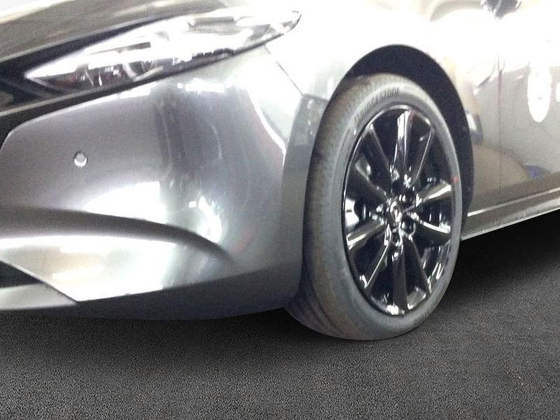 Gebraucht Mazda 3 Exclusive-Line 186 PS (136 kW) 2024 Kleinwagen