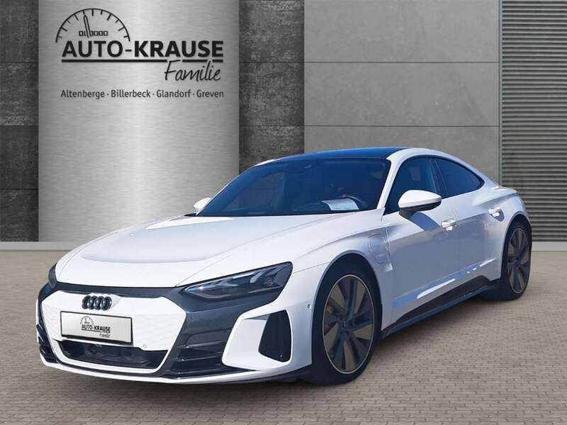 Weiss Gebraucht 2021 Audi e-tron GT quattro Sport Limousine | 57.990 € - Bild 1/4