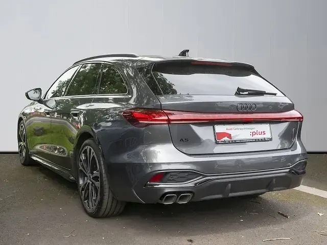 Gebraucht Audi A5 Ambiente 204 PS (150 kW) 2025 Daytonagrau perleffekt Kombi