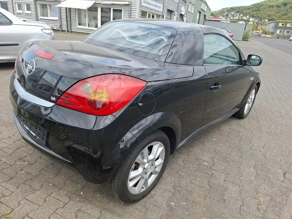 Gebraucht Opel Tigra Design Edition 125 PS (91 kW) 2007 Schwarz Cabrio