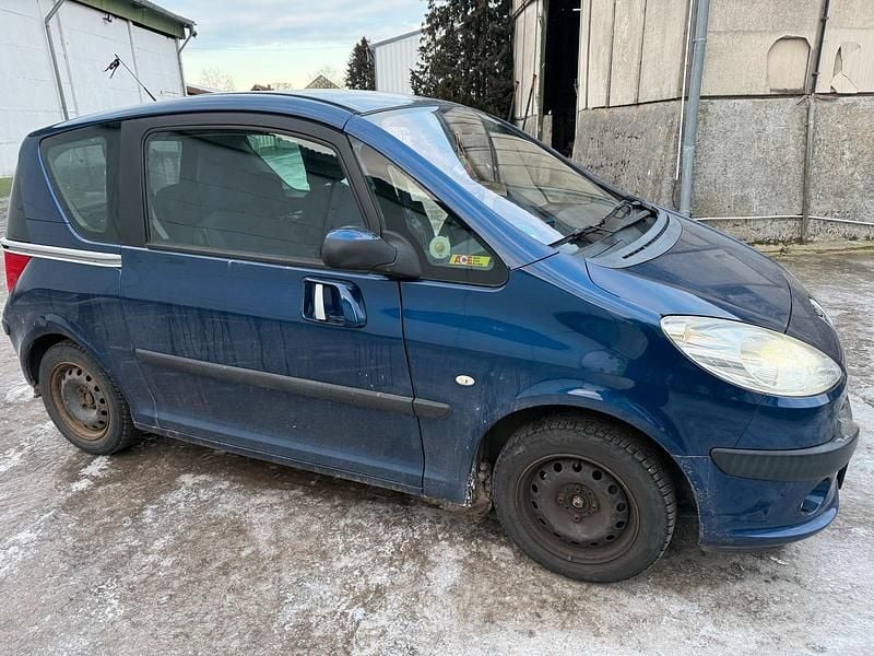 Gebraucht Peugeot 1007 74 PS (54 kW) 2006 Blau Van / Kleinbus