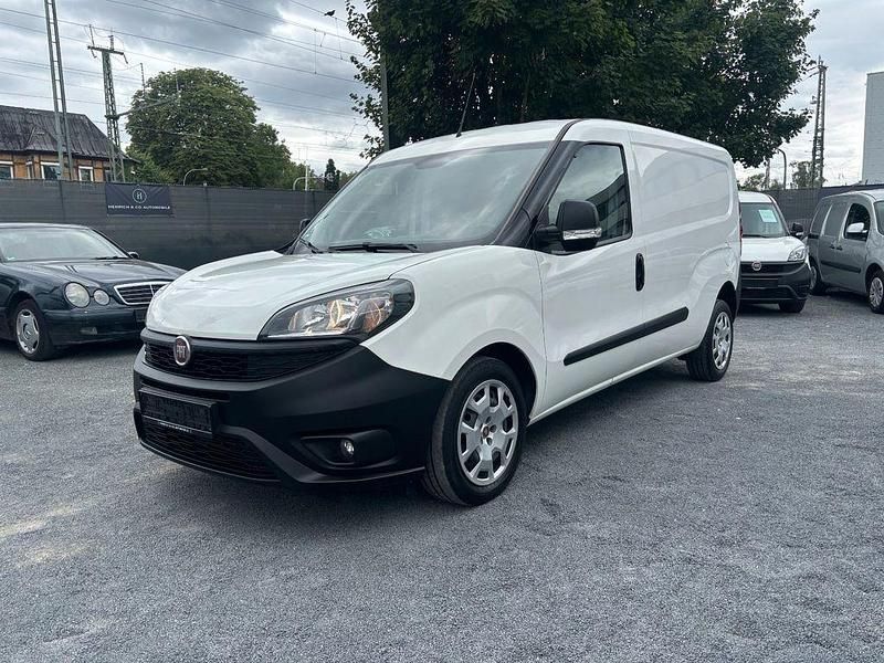 Weiß Gebraucht 2020 Fiat Doblò Van / Kleinbus | 10.900 € (Fairer Preis) - Bild 1/4