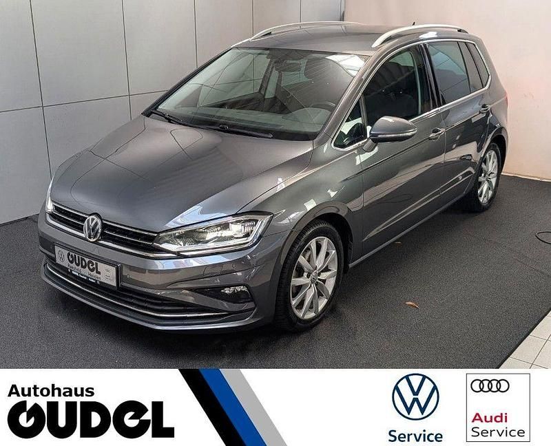 Indiumgrau Gebraucht 2018 VW Golf Highline SUV | 17.440 € (Etwas zu teuer) - Bild 1/4