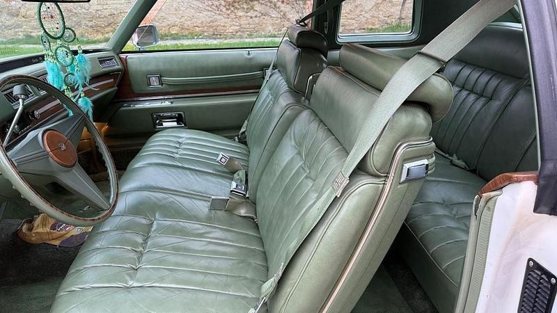 Gebraucht Cadillac Coupé DeVille 242 PS (177 kW) 1974 Weiß Coupé