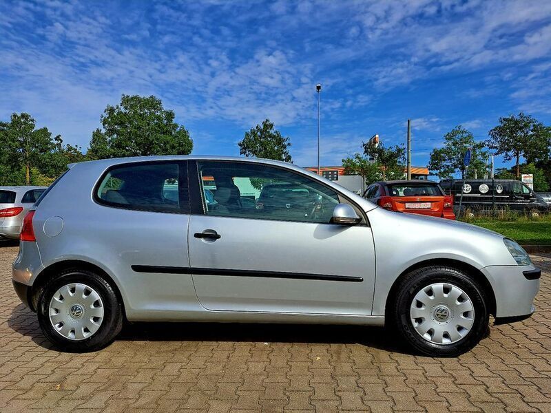 Gebraucht VW Golf V 116 PS (85 kW) 2004 Silber Limousine