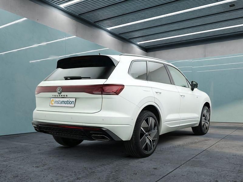 Weiß Gebraucht 2023 VW Touareg SUV | 70.299 € (Etwas zu teuer) - Bild 1/4